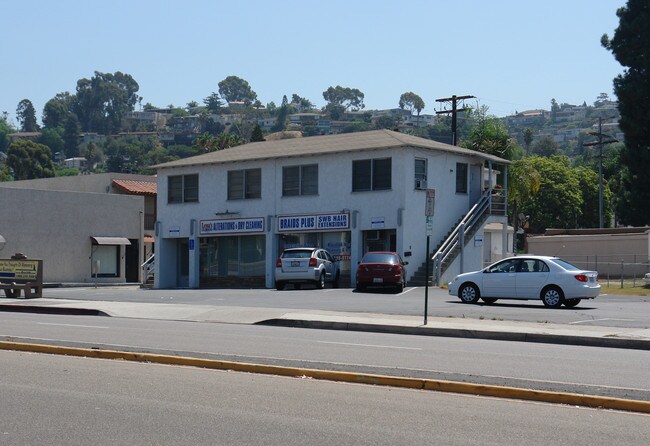 4582-4584 Maple Ave in La Mesa, CA - Building Photo - Building Photo