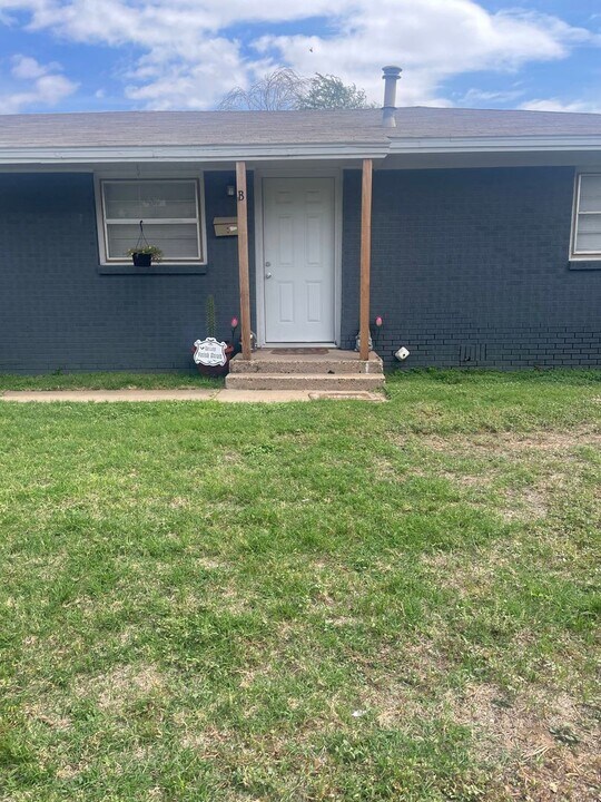 3715 30th St in Lubbock, TX - Building Photo