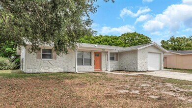 9304 St Regis Ln in Port Richey, FL - Building Photo - Building Photo