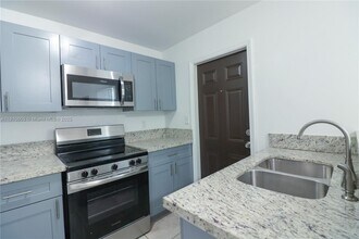 1955 NW 5th Pl in Miami, FL - Building Photo - Building Photo