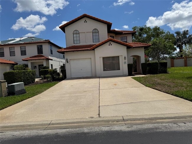 property at 513 Summer Pl Loop