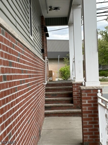 167 Newark Pompton Turnpike in Pequannock Township, NJ - Building Photo - Building Photo