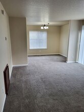 3607-3617 Colton Ln in Salem, OR - Building Photo - Building Photo