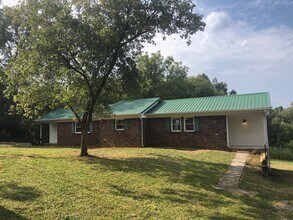 6205 Darby Dr in Knoxville, TN - Building Photo - Building Photo