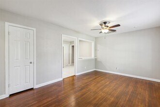 832 Bowie St in Garland, TX - Building Photo - Building Photo