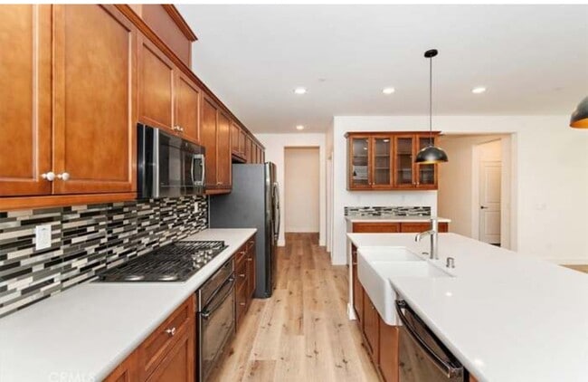 1347 Galaxy Dr in Beaumont, CA - Foto de edificio - Building Photo