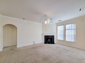 13935 Charterhouse Way in Sugar Land, TX - Building Photo - Building Photo