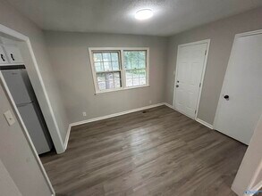 3304 Pulaski Pike NW in Huntsville, AL - Building Photo - Building Photo