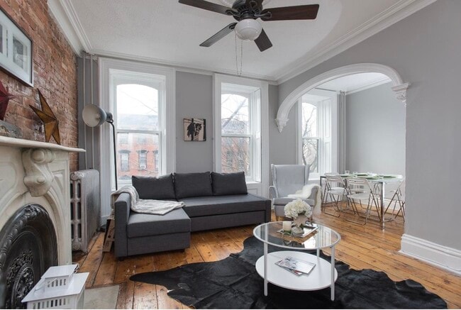 154 Mercer St in Jersey City, NJ - Building Photo - Building Photo