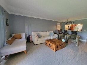 22100 Palms Way in Boca Raton, FL - Building Photo - Building Photo