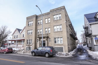 The Biltmore in Rochester, NY - Building Photo - Building Photo