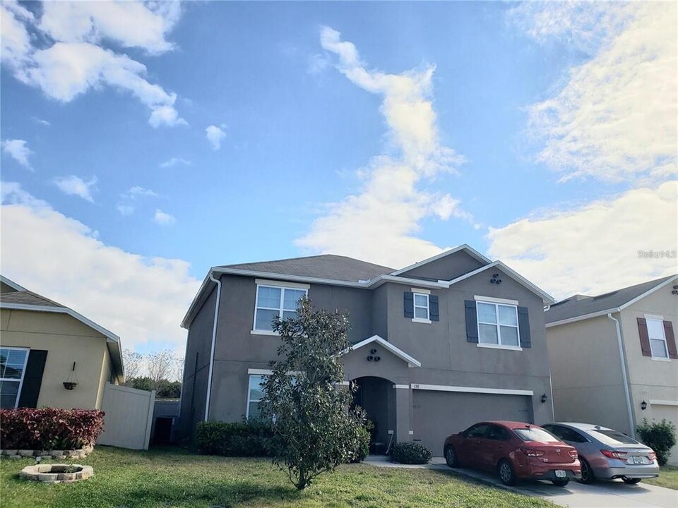 138 Lazy Willow Dr in Davenport, FL - Building Photo