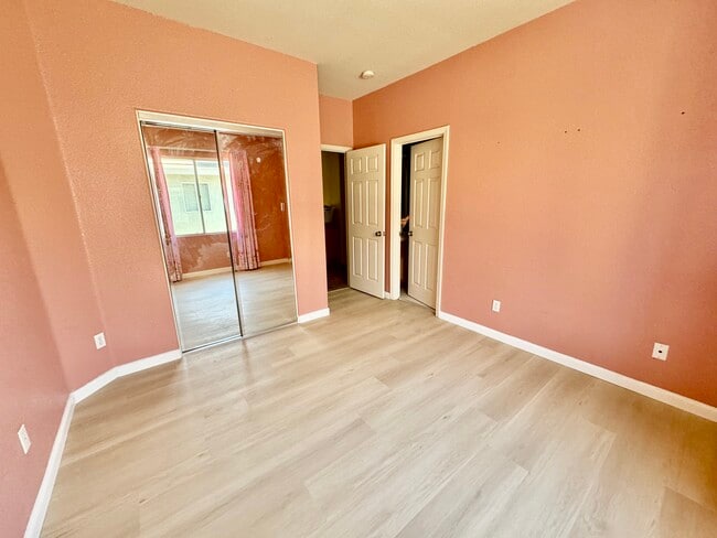 property at 4030 Bouquet Park Ln