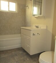 1181 E Hollyvale St, Unit 1149  12 in Azusa, CA - Building Photo - Building Photo