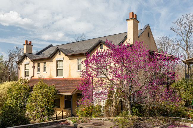 4 N Olive Ave in Fayetteville, AR - Foto de edificio - Building Photo