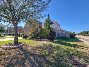 4102 Astoria Manor Ln in Fulshear, TX - Building Photo - Building Photo