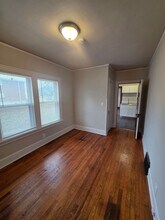 1321 Parmele St-Unit -1N in Rockford, IL - Building Photo - Building Photo