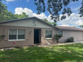 6821 Derrick Dr in Orlando, FL - Building Photo