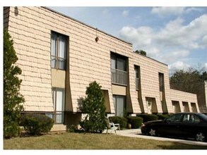 Carlton House Apartments Millville Nj For Rent 11photos