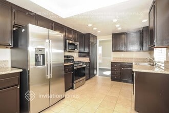 3120 Crowne Dr in Palmdale, CA - Building Photo - Building Photo