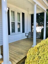 409 Euclid Ave, Unit Fully Furnished Suite A in Lynchburg, VA - Foto de edificio - Building Photo