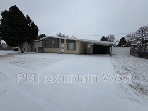 4927 W Pavant Ave in West Valley City, UT - Building Photo - Building Photo