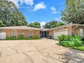 333 Jonquil Cir in Fort Walton Beach, FL - Building Photo - Building Photo