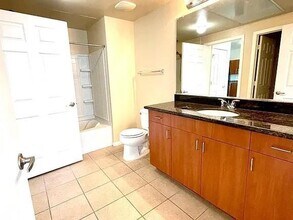 1060 S Third St in San Jose, CA - Building Photo - Building Photo