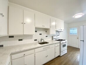 3405 West St in Oakland, CA - Building Photo - Building Photo