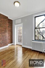 252 Mott St in New York, NY - Building Photo - Building Photo