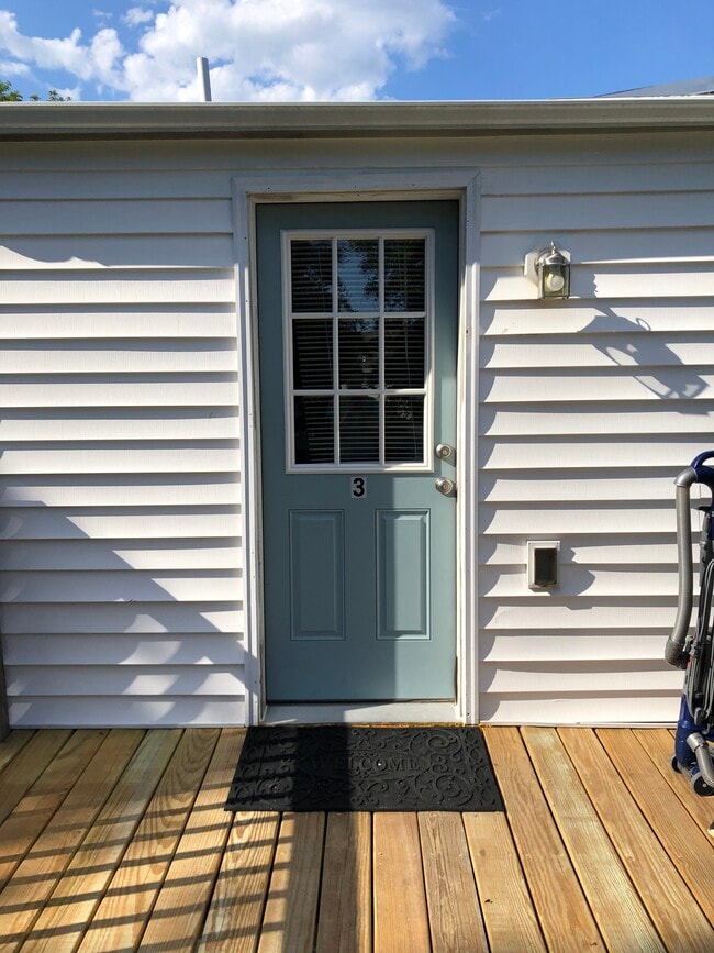 105 Common St, Unit 3 in Saco, ME - Building Photo - Building Photo