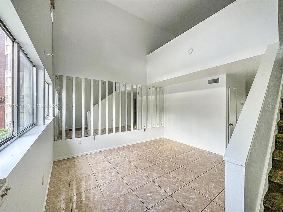 4011 Woodfern Dr in Orlando, FL - Foto de edificio