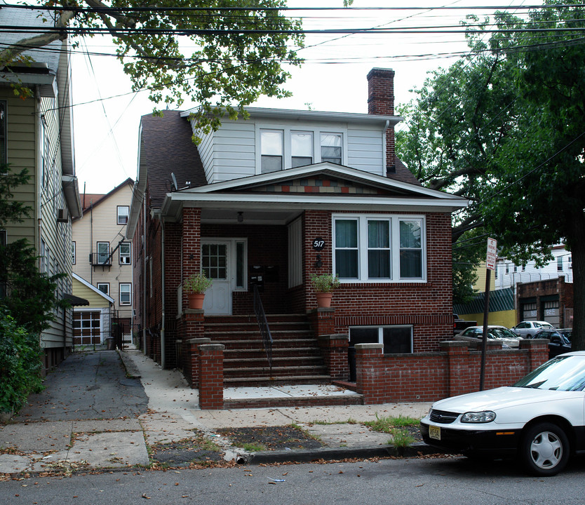 517 Roseville Ave in Newark, NJ - Foto de edificio