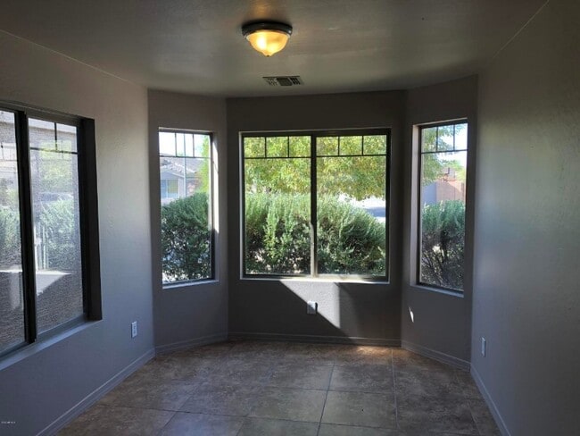 743 E Wolf Hollow Dr in Casa Grande, AZ - Building Photo - Building Photo