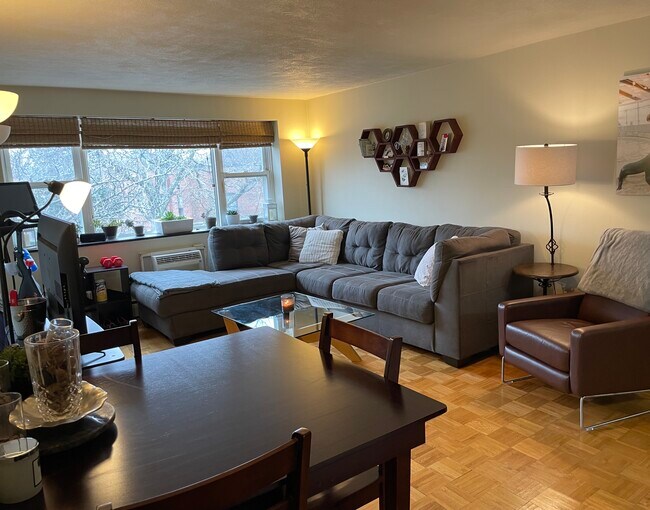 269 Harvard St, Unit 27T in Cambridge, MA - Building Photo - Building Photo