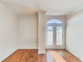 2161 Peachtree Rd in Atlanta, GA - Building Photo - Building Photo