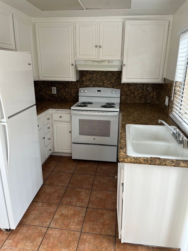 1450 Melrose Ave in Chula Vista, CA - Building Photo - Building Photo