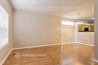 370 Reston Cir in Romeoville, IL - Building Photo - Building Photo