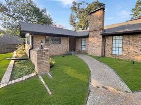 1524 Timber Creek Dr in Tyler, TX - Building Photo