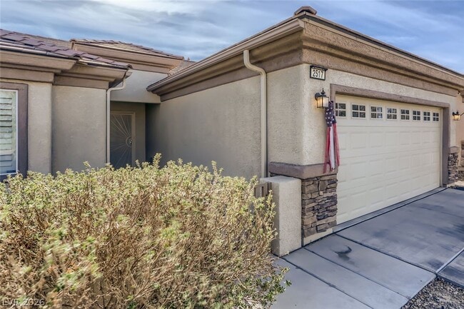 2517 Willow Wren Dr in North Las Vegas, NV - Building Photo - Building Photo