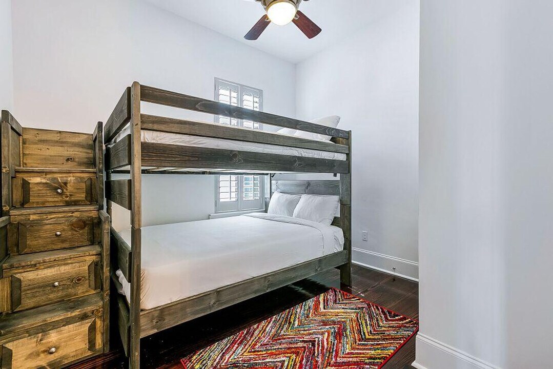1512 Baronne St in New Orleans, LA - Building Photo