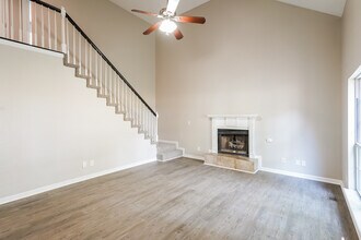 2041 Windmeade Dr in Clarksville, TN - Building Photo - Building Photo