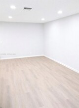 1330 NW 7th Pl in Fort Lauderdale, FL - Building Photo - Building Photo