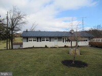 30 Pauls Ln in Loysville, PA - Building Photo - Building Photo