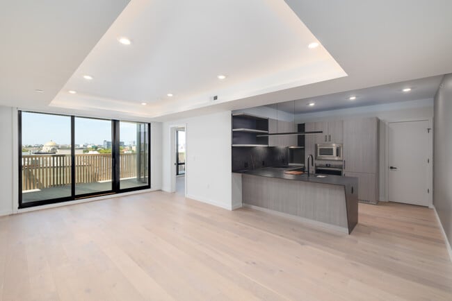 817 N 3rd St in Philadelphia, PA - Foto de edificio - Interior Photo