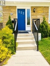 386 Whitney Ave in Hamilton, ON - Building Photo - Building Photo