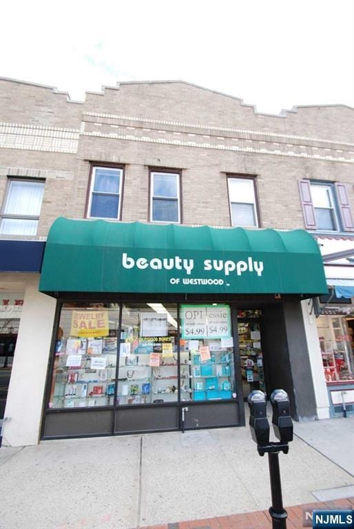 property at 119 Westwood Ave.