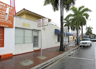 1236 SW 8th St in Miami, FL - Building Photo - Building Photo