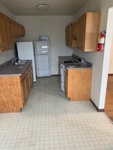 108 S Linn St in Iowa City, IA - Building Photo - Building Photo