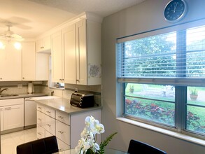 52 Easthampton C in West Palm Beach, FL - Building Photo - Building Photo